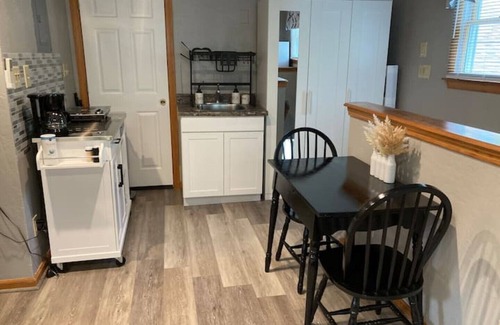 Kill Devil Hills Apartamento | OBX gem, private studio, couple's nest!