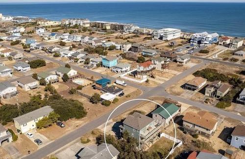 Kill Devil Hills Casa | OBX Landing - Ocean Views, Walk to the Beach, KDH MP 7.5