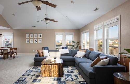 Kill Devil Hills Casa | OBX Landing - Ocean Views, Walk to the Beach, KDH MP 7.5