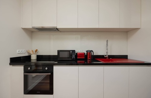 Wlochy Apartamento | Obywatelska 5 | Warszawa | Spacious & Stylish Apartment | Two Parking Spaces |