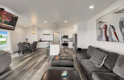 Chivas Bluff Apartamento | Ocean Air Lower West Private Beach Unit on 30A (BEACHFRONT)