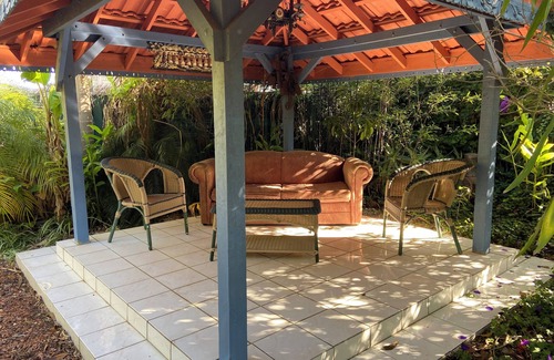Lake Tyers Beach Casa | Ocean and Lake views and just a 5 minute walk to beach and lake!