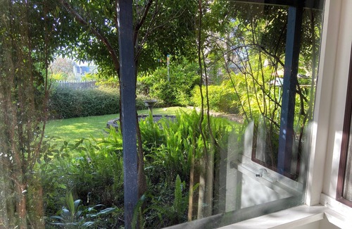 Lake Tyers Beach Casa | Ocean and Lake views and just a 5 minute walk to beach and lake!