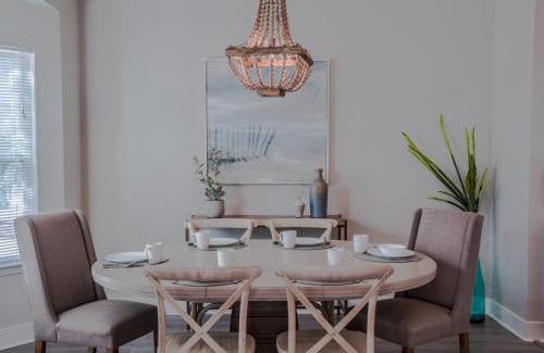 Seagrove Beach Casa | Ocean Antics - Close to the Beach and minutes to Seaside along 30A