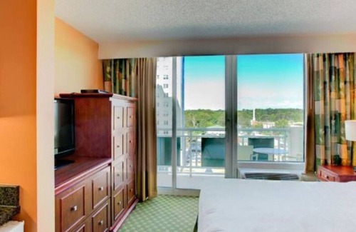 Northeast Virginia Beach Hotel | Ocean Beach Club O.V. & Studio · Virginia Beach Studio Suite