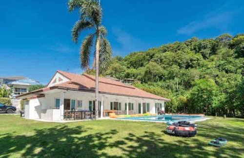Wichit Villa | Ocean Bliss Beach House, 6 Bedrooms