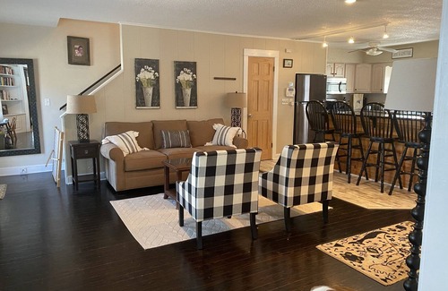 Dewey Beach Casa | Ocean block 5 BR home with fenced-in yard, steps to bch, Great for entertaining!
