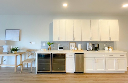 Midtown Ocean City Casa | Ocean block Townhouse with private pool and elevator