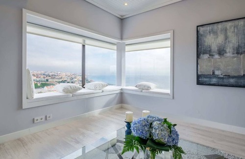 Estoril Apartamento | Impresionante en las nubes 4 BR apt, tiene capacidad para 10 - Vista impresionante