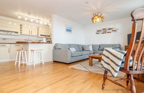 Praa Sands Cabaña | OCEAN BLUE, with a garden in Praa Sands