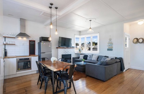 Foxton Beach Casa | Ocean Breeze - Foxton Beach Holiday Home