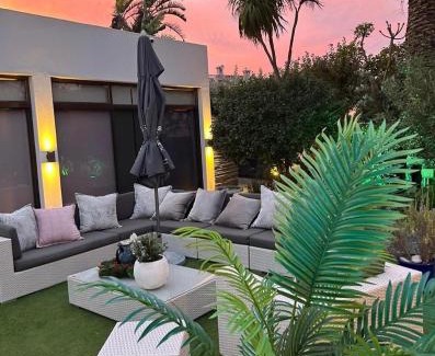 Sunset Beach Apartamento | OCEAN BREEZE SUNSET BEACH - Cape Town