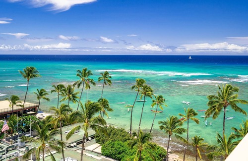 Diamond Head - Kapahulu - St. Louis Condominio | ¡Vistas al océano y Diamond Head desde el extremo tranquilo de Waikiki Beachfront!