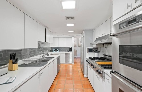 Bay Area Casa | Ocean Drive Oasis w Hot Tub Awaits