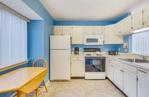 Brewster Cabaña | Ocean Edge Paradise in Brewster!