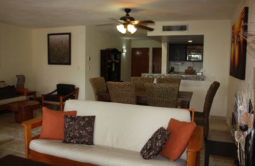 Puerto Aventuras Condominio | Frente al mar, 2 habitaciones, piso flr condominio disponible invierno 2019. ¡Buena ubicación!