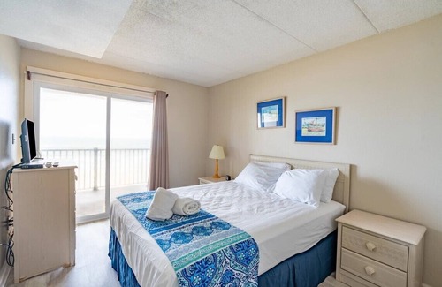 Nags Head Complejo | Ocean Front 2-bedroom Condo in Nags Head