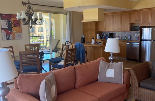 El Medano Ejidal Villa | Frente al Mar, 5to piso, Penthouse Villa Del Arco Cabo San Lucas,