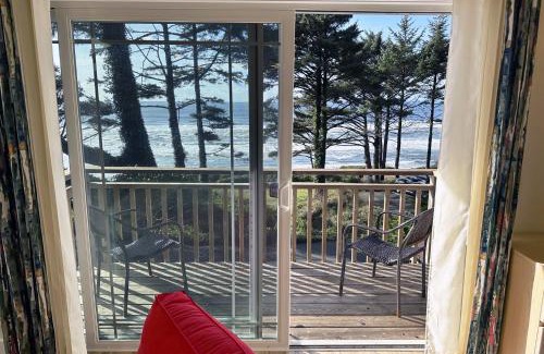 Yachats Apartamento | Ocean Front, Agate at Oregon House, Stairs to the Beach!