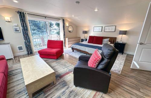 Yachats Apartamento | Ocean Front, Agate at Oregon House, Stairs to the Beach!