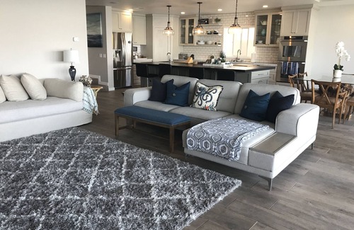 Primo Tapia Casa | Casa de lujo frente al mar con tres terrazas, jacuzzi y magníficas vistas!