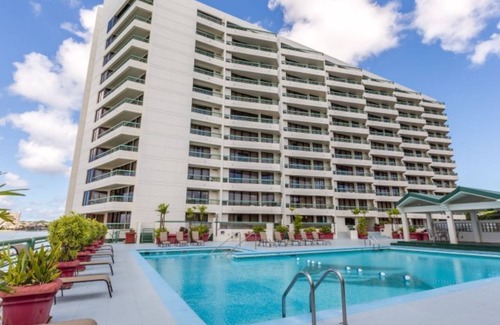 Tamuning Condominio | OCEAN FRONT CONDO , EXECUTIVE UNIT! Renovated!