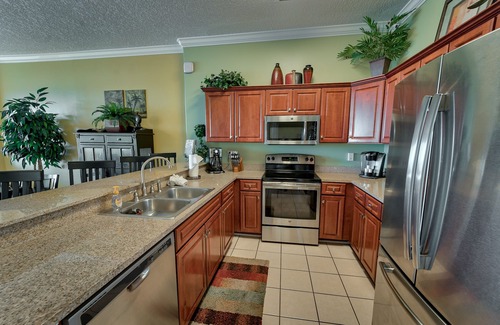 Long Beach Condominio | 5 ESTRELLAS CONDOMINIO EN PRIMERA LINEA DE PLAYA PISO 21 CON BCH CHR RNT GRATIS