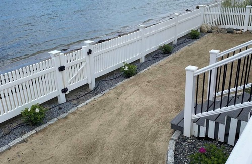 Ocean Bluff-Brant Rock Casa | Ocean Front House in Ocean Bluff - Enjoy the Sunrise from the Deck!
