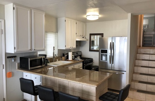 Mission Beach Condominio | Ocean Front On Mission Beach! -Large 2BR/2BA, Beach Patio, Firepit, BBQ, Parking