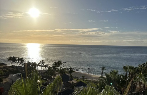 Palmilla Complejo | Ocean front resort located on an inlet bay in the Sea of Cortés