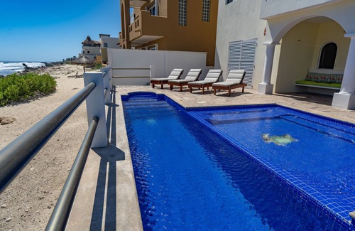 Isla Mujeres Villa | Relajada casa de lujo frente al mar