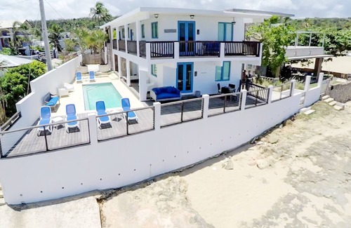 Aguacate Apartamento | Frente al mar con piscina de agua salada