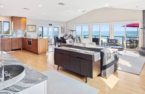 Greenbush Casa | Ocean Front w/views, HotTub, Fire Pit, Sleeps 10