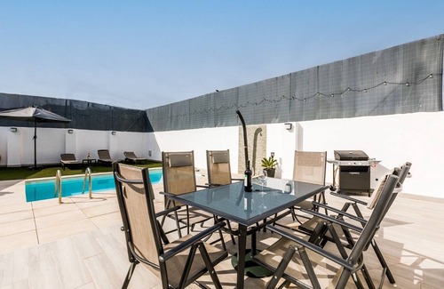 Torre del Mar Chalet De Esquí | Ocean House Torre del Mar