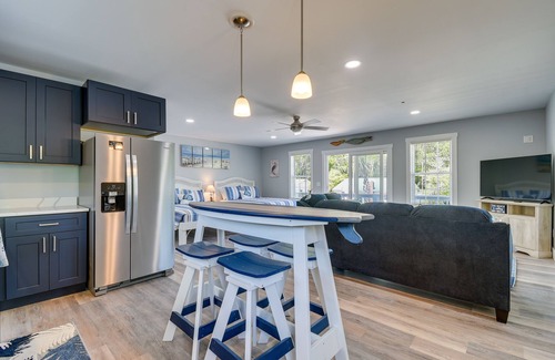 Ocean Isle Beach Apartamento | Ocean Isle Beach Vacation Rental ~ 1 Mi to Pier!