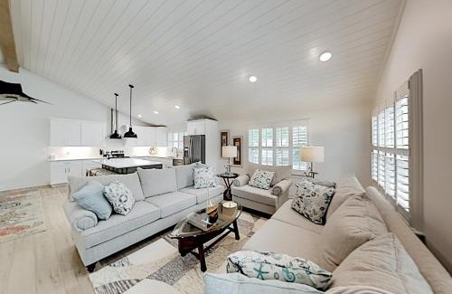 Ocean Isle Beach Casa | Ocean Isle Hidden Retreat A