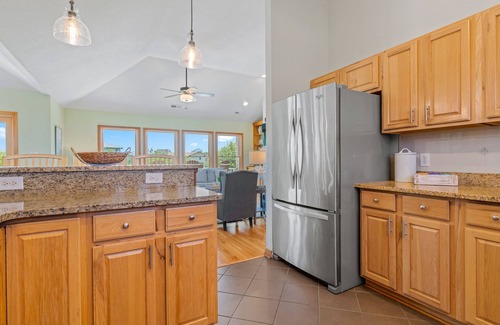 Duck Cabaña | Ocean Journey 7B/9B Pool, Hot tub, Walk to Beach in the Heart of Duck