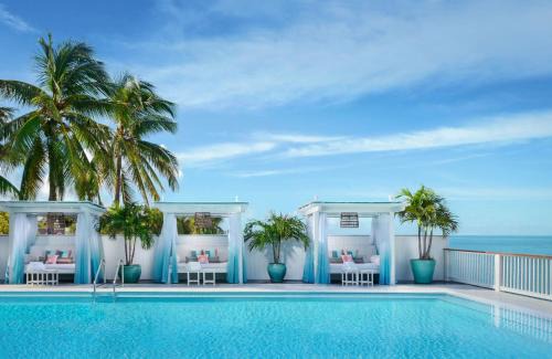 Historic Seaport Complejo | Ocean Key Resort & Spa, a Noble House Resort