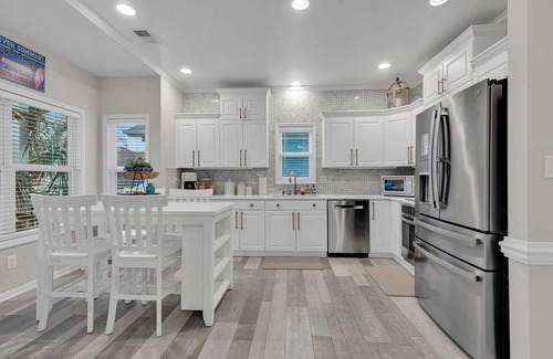 Myrtle Beach Casa | Ocean Lakes .5 mi to beach! waterpark! Arcade! Dogs Welcome!