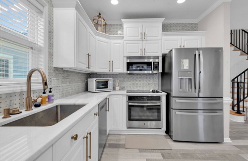 Myrtle Beach Casa | Ocean Lakes .5 mi to beach! waterpark! Arcade! Dogs Welcome!