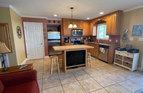 Surfside Beach Apartamento | Ocean Lakes, Golf Cart, Pet Friendly 1647