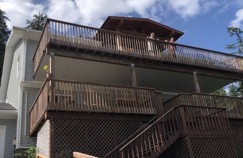 West Juneau Casa | Ocean, Mt Juneau and Mt Roberts Views from Spacious Front Porch!! -Open Concept