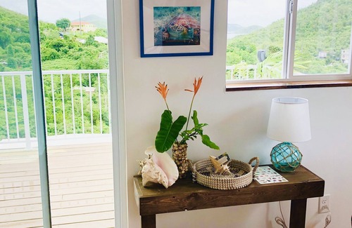 Estate Emmaus Cabaña | "Ocean" One bedroom cottage in the Garden of Eden Cottage Collection
