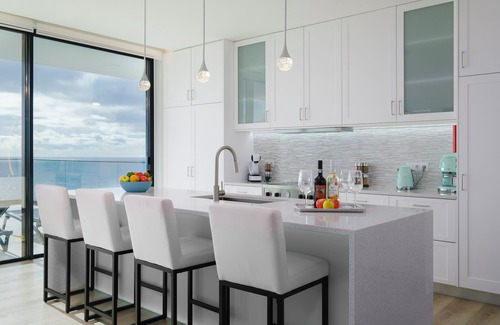 Ponta Garca Casa | Ocean Pearl - Deluxe Ocean View with Heated Pool