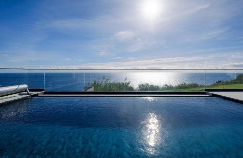 Ponta Garca Casa | Ocean Pearl - Deluxe OceanView Heated Pool