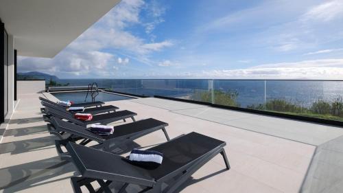 Ponta Garca Casa | Ocean Pearl - Deluxe OceanView Heated Pool