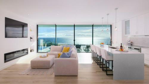 Ponta Garca Casa | Ocean Pearl - Deluxe OceanView Heated Pool
