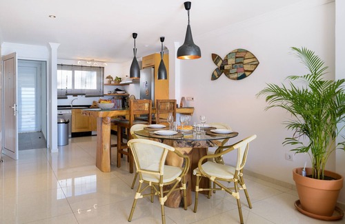 Punta Mujeres Apartamento | Ocean Pebbles, The Sound of the Sea