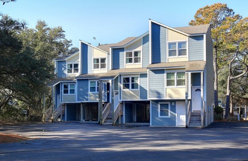Duck Condominio | Ocean Pines - 2BR/2BA Condo - Great Beach