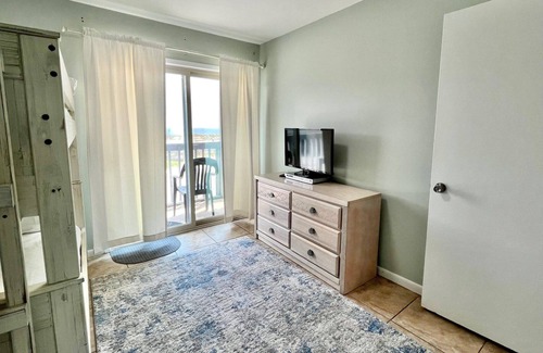 Gulf Shores Condominio | Ocean Reef 601 2 Bedroom Condo by RedAwning